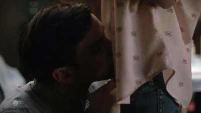 Ella Purnell in Sweetbitter