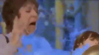 I don't remember this from the movie