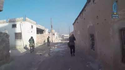 Clashes between Tahrir al-Sham fighters and Syrian regime soldiers in the town of Dadikh, south of Idlib - 6 February 2020