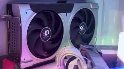 Microwave PC Giveaway - To enter, simply leave a comment on this post.