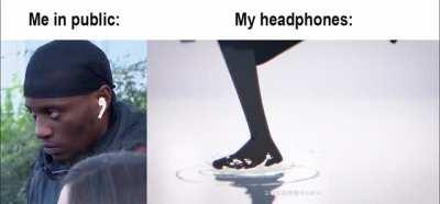 [Oshi no Ko] OP being an absolute banger