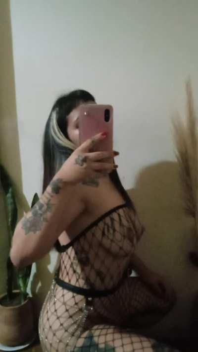 Do you want to see how he touched me?😏😈