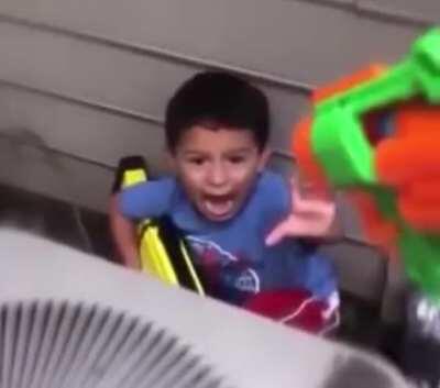 Desculpe junin666,você foi um bom jogador, mas você roubou meus diamantes no mine