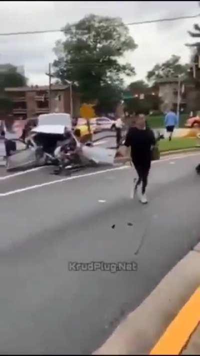 ExtremeCarCrashes - Video #1913