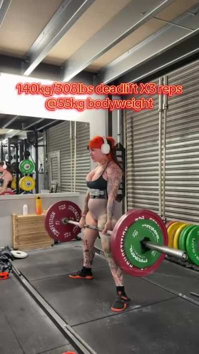 140kg X3 @55kg bodyweight Finally didn’t hitch 😅 still learning sumo but enjoying the switch!