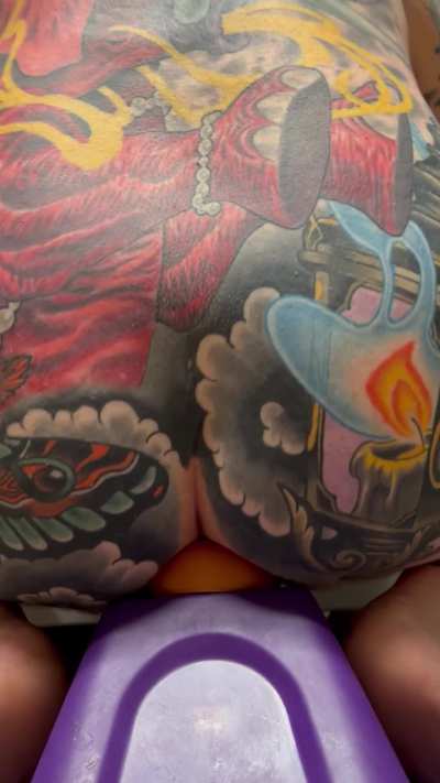 I love the way his asshole grips it!