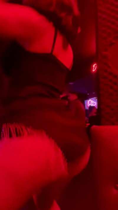 I love twerking when I go to Nightclub