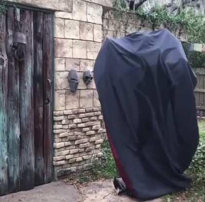 Couldn’t post in r/StarWars for some reason but this Grevious costume needed to be shared somewhere