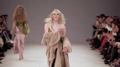 Fashion malfunction on the catwalk