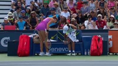 Fernandez Sisters & Kristina Mladenovic