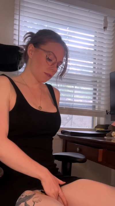 J'ai le b&eacute;guin pour un coll&egrave;gue... j'esp&egrave;re que &ccedil;a lui montrera ce que je ressens.