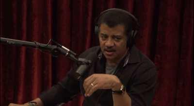 Joe Rogan SCIENTIFICALLY INTERROGATED about his height