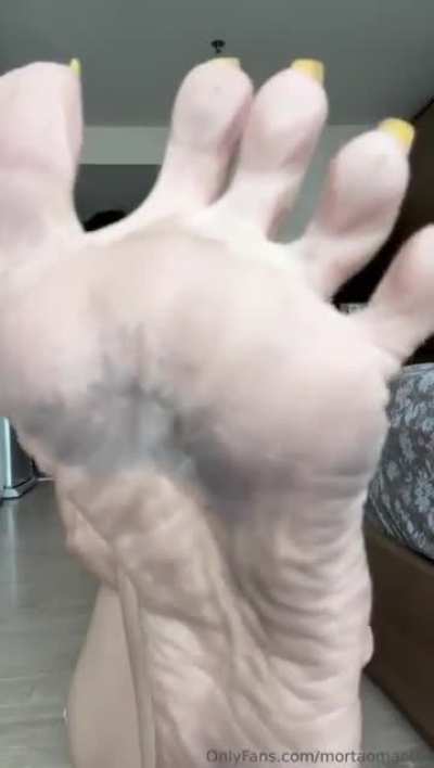 Dirty soles
