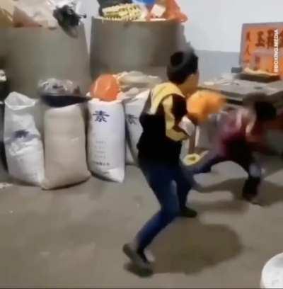 6 yo shows off skills