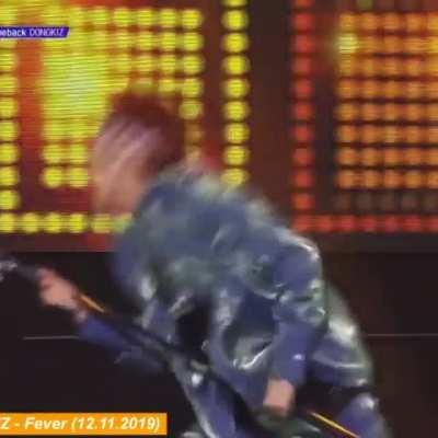 kpop cameraman improvising