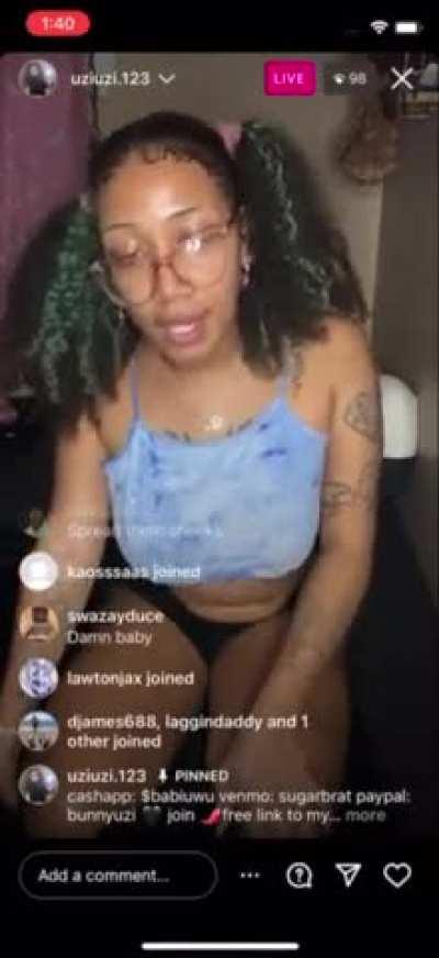Little Uzi playing with titties & shaking pretty ass😍 on Instagram LIVE for fans😳