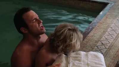 How I would love to bang Kelly Carlson in a pool like that