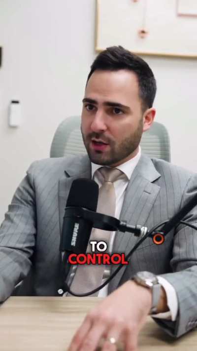 5 ways to spot a Weak Man