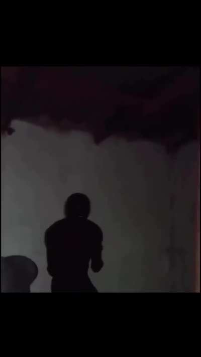 Eita porra. CARALHO. Ta bom