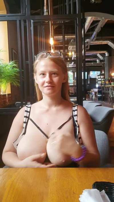 Slightly stressful flashing boobs in a restaurant with a guy what was hanging around in my back and Inever knew where he was going to go. Heh