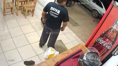 Dude overcomes 2v1 with pure heart.