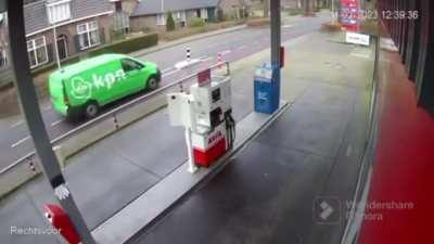 New road layout, attempt to slow down traffic