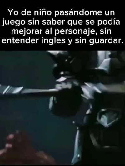 Soy yo con un juego llamado Exitium.