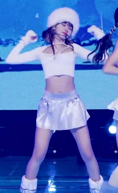 Chaewon of LE SSERAFIM