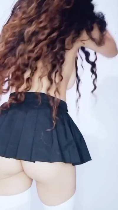 I want u to tie me up and cum inside