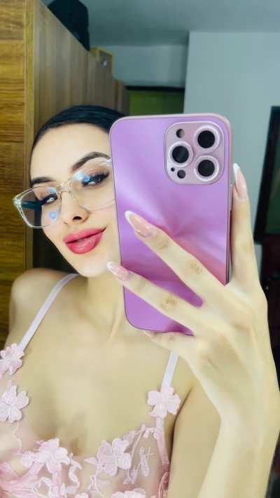 Do guys still lick pussy?