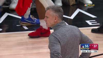 [Highlight] Referees with an awful missed call that leads to a sixers 3, Billy Donovan gets a technical for arguing