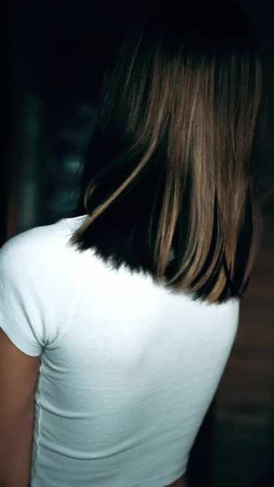 how long were you able to keep eye contact? 😸