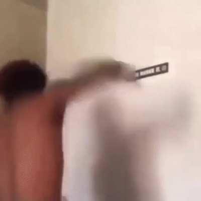 Los de r/Soccer viendo al Dibu elegido como mejor arquero.