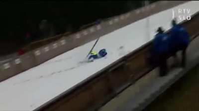 That's not how you ski jump