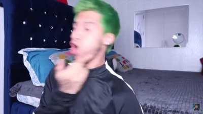 N&A productions does this every video.