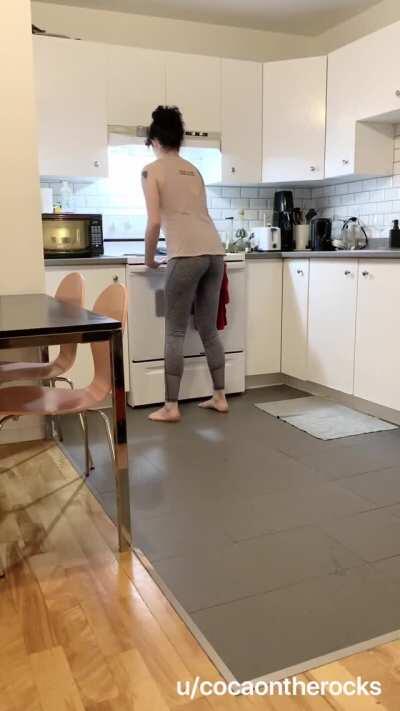 Just trying to get the kitchen clean... but something seems to be leaking 😶