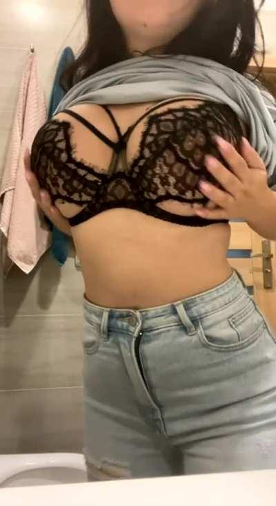 The best tittydrop you can see today 🔥