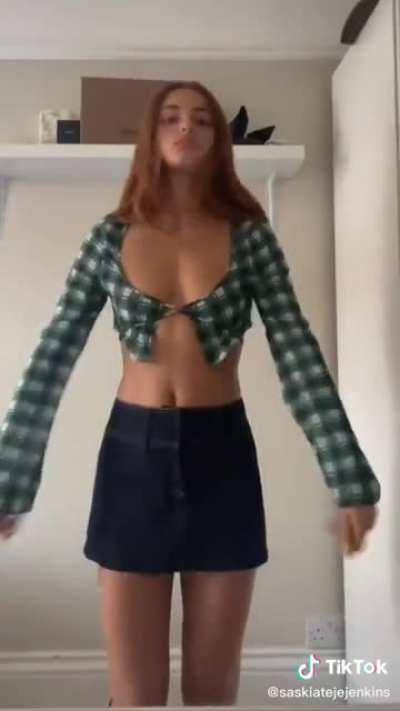 More girls should dress like Saskia Jenkins