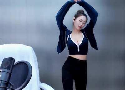 Old Berry clip 4K Upscales - 4