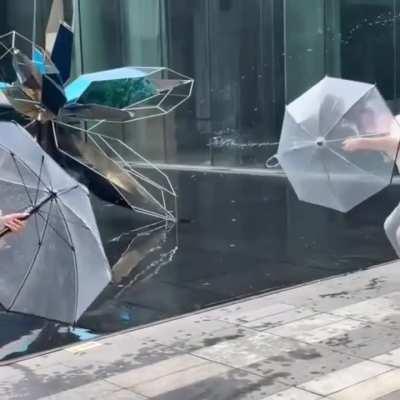 How Brella fighting other Brella player