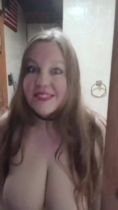 Goofy faces of an older gal..