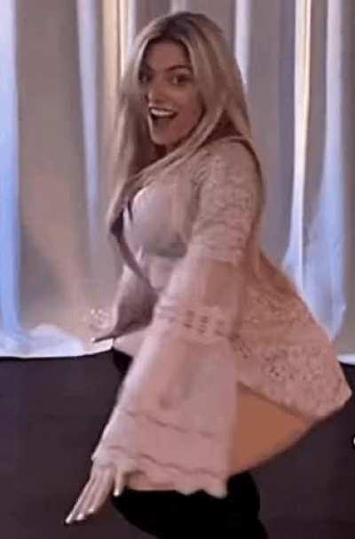 Alexa Bliss gets me so hard.  She makes me want to breed a bud deep