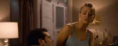 Man kaley looks so Good