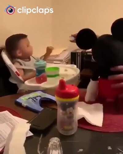 Pos Dad scares kid into eating