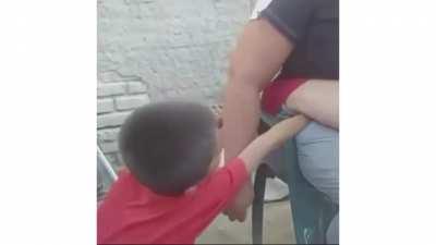 Жирныч поймал ребёнка