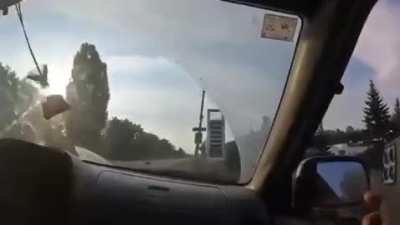 Ukrainian soldiers driving in central Pokrovsk ambushed by Russian DRG. 18 July 2025