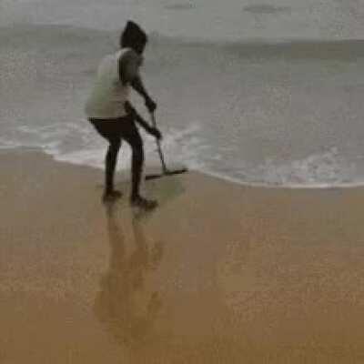 Hedgies trying to stop us APES 🦍