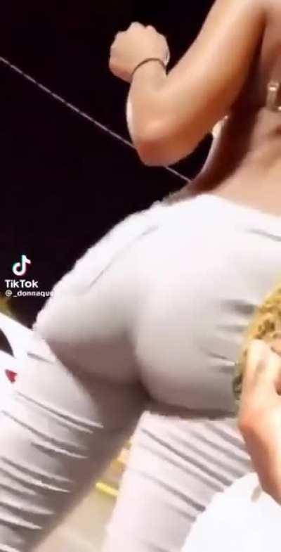 My Lawd @_donnaqueen_