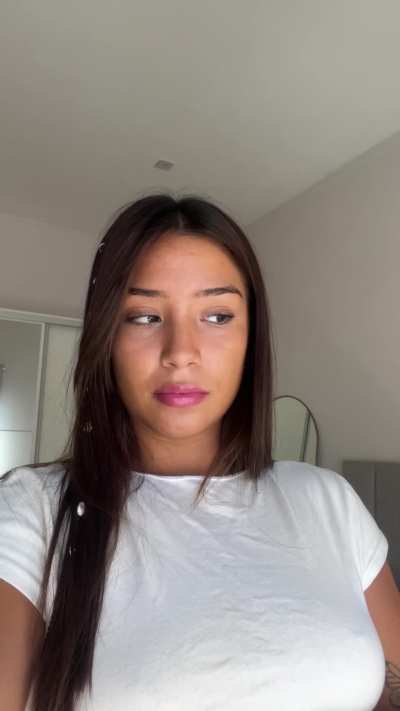 I invite you to rest for a moment lying next to me