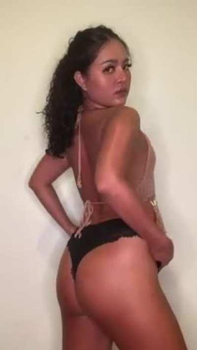 Is there any chance that you'd fuck a thick slut like me ?